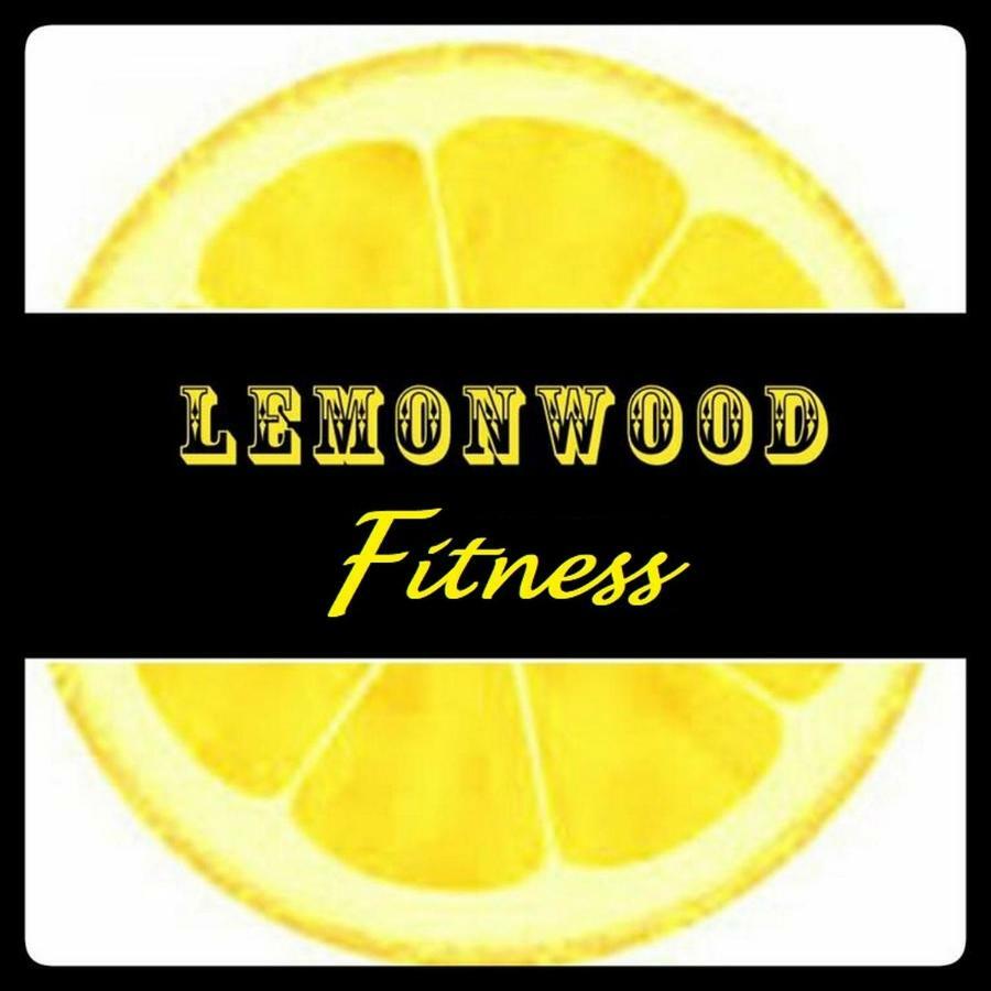 Отель Lemonwood House Постойна Экстерьер фото